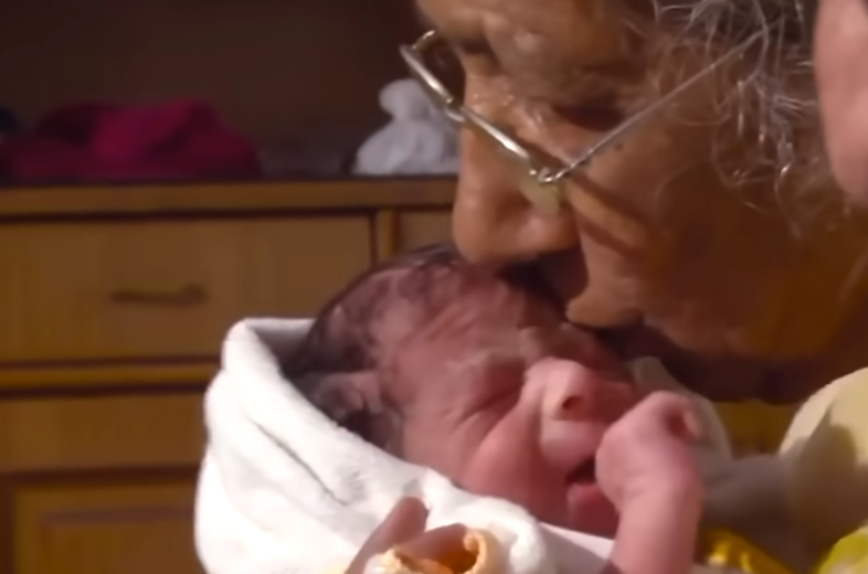 The World's 10 Strongest Pregnant Women (And Yes